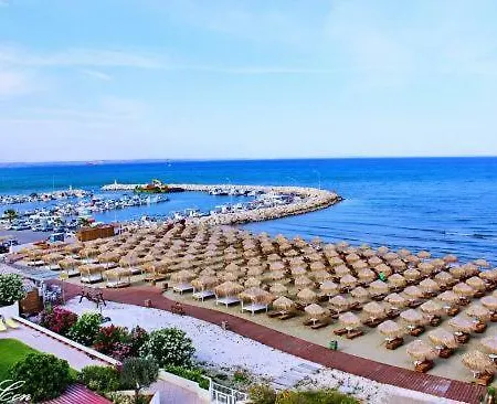 Apartment Family Comfort 2 Bdrm Apts Near The Sea
