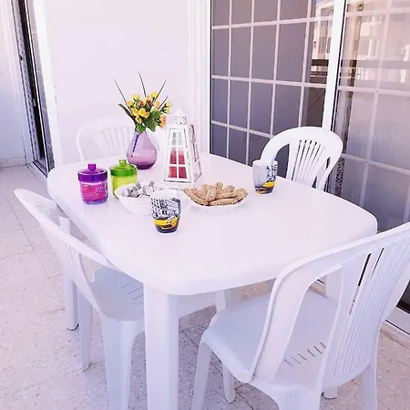 Family Comfort 2 Bdrm Apts Near The Sea Apartment