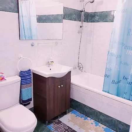 Family Comfort 2 Bdrm Apts Near The Sea Apartment